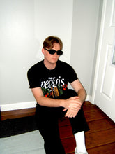 Load image into Gallery viewer, eat ur veggis tee (Black)